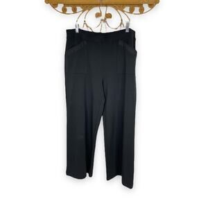 Talbots black crop lounge pants M